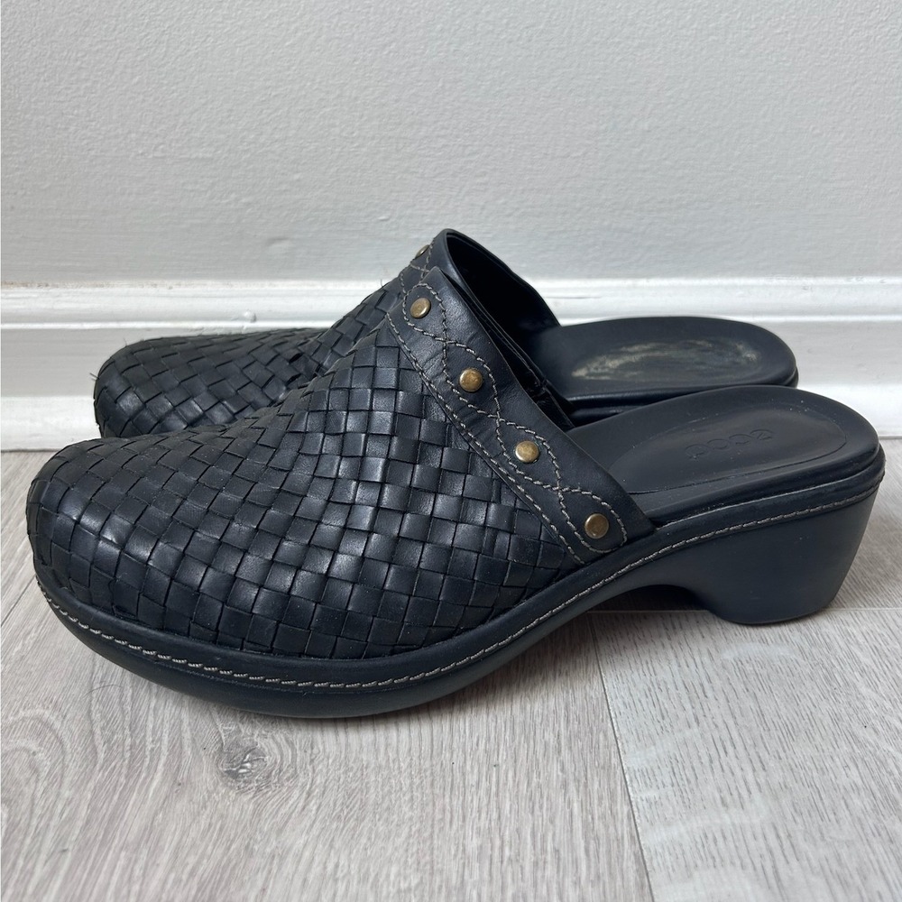 ECCO‎ Women Black Woven Leather Clogs Mules Studded Block Heel Size 39 Boho Hip